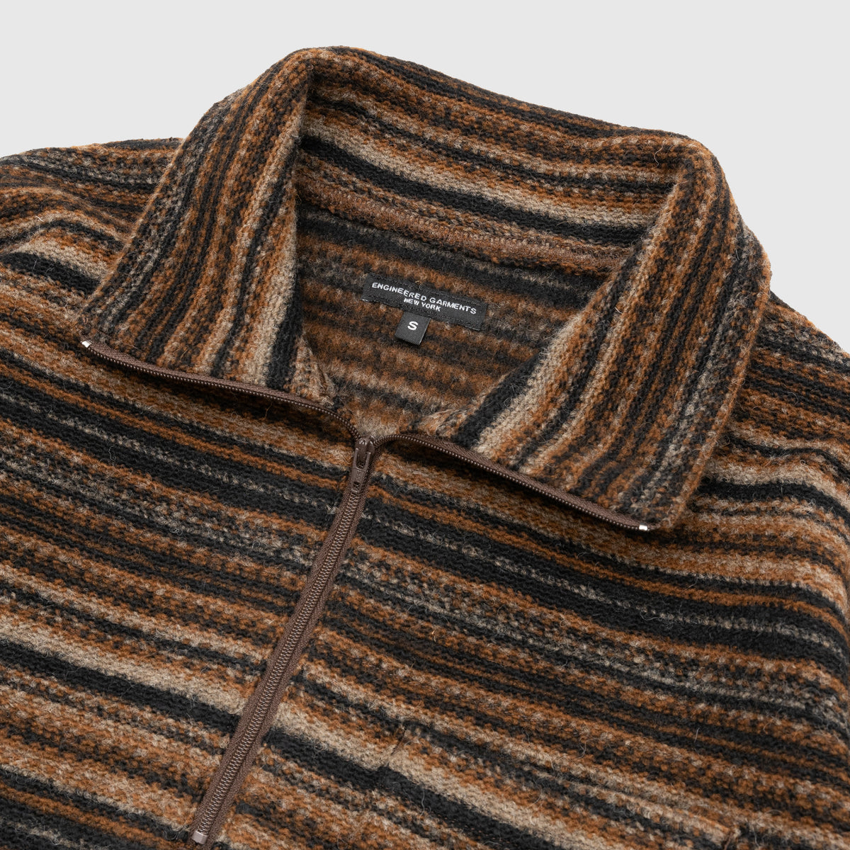 ZIP MOCK NECK – PACKER SHOES