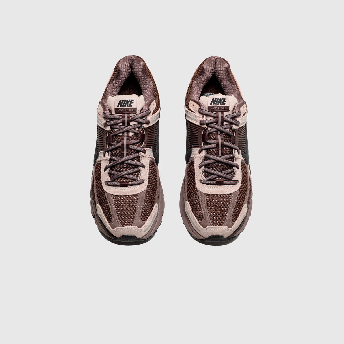 WMNS ZOOM VOMERO 5 