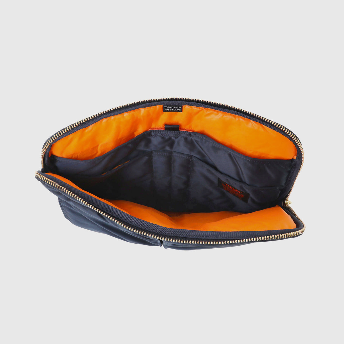 TANKER DOCUMENT CASE – PACKER SHOES