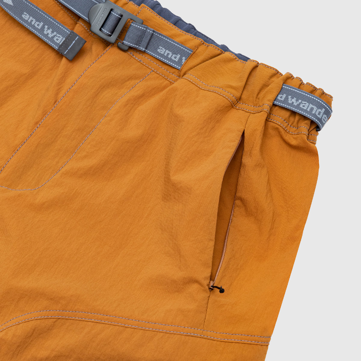 LIGHT HIKE SHORTS