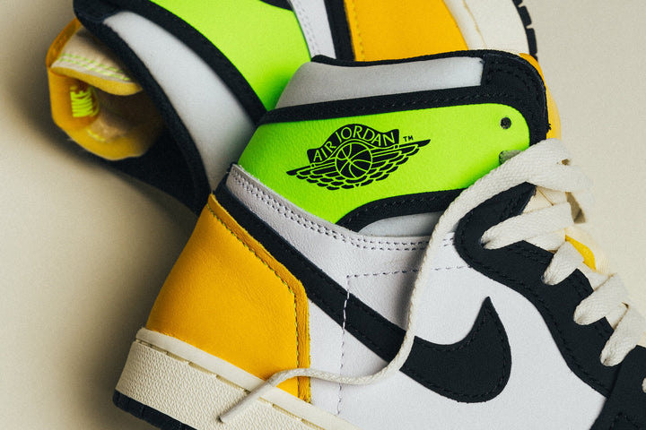 AIR JORDAN 1 RETRO HIGH OG "VOLT GOLD"