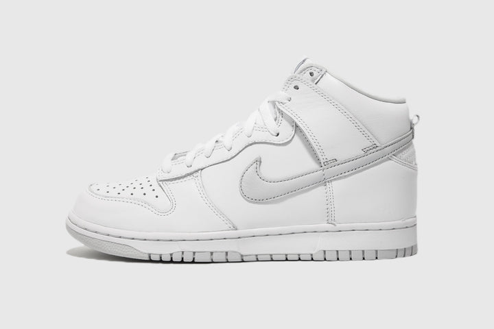 NIKE DUNK HI SP "PURE PLATINUM"