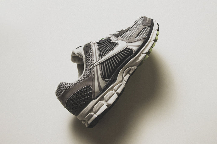 NIKE ZOOM VOMERO 5 SE SP "COBBLESTONE"