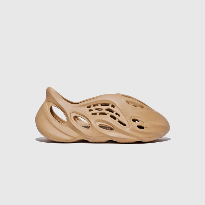 ADIDAS YEEZY FOAM RUNNER "OCHRE"