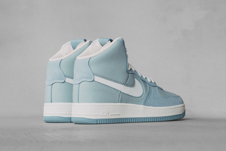 NIKE WMNS AIR FORCE 1 SCULPT "OCEAN CUBE"