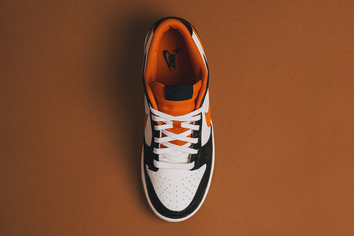 NIKE DUNK LOW RETRO PRM "HALLOWEEN"