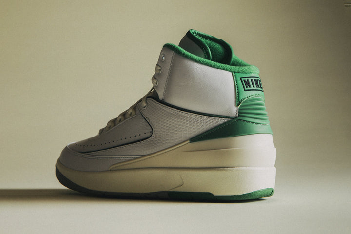 AIR JORDAN 2 RETRO "LUCKY GREEN" (FULL FAMILY)