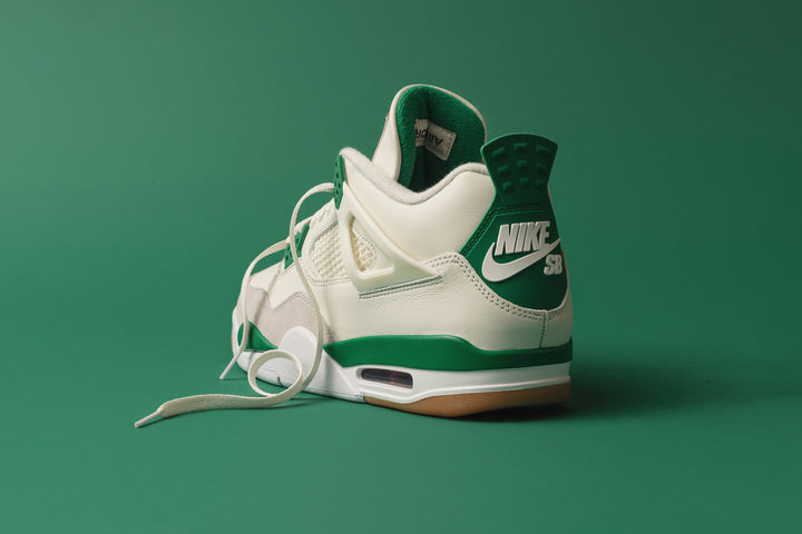 JORDAN NIKE SB X AIR JORDAN 4 "PINE GREEN"