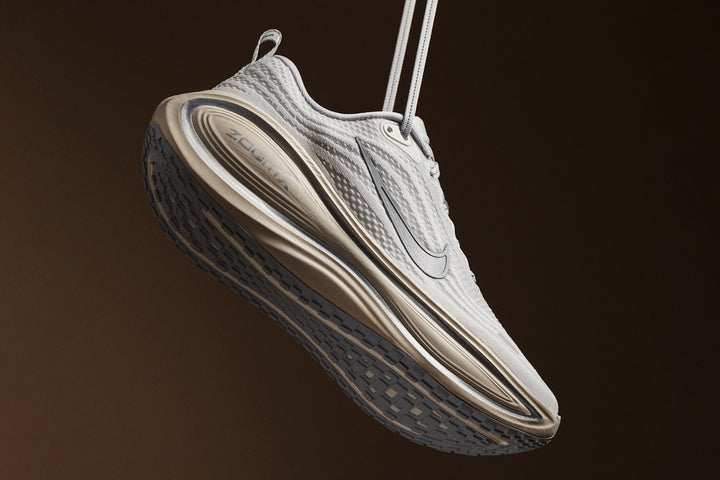 NIKE VOMERO PLUS "RUNNING IS MENTAL"