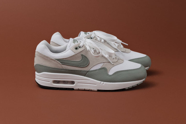 NIKE AIR MAX 1 SC "MICA GREEN"