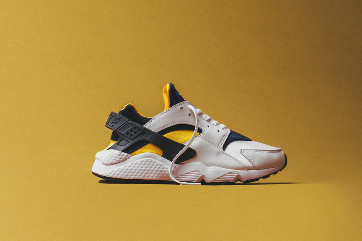 NIKE AIR HUARACHE "MICHIGAN"