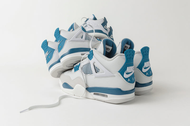 AIR JORDAN 4 RETRO "MILITARY BLUE"