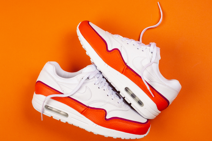 Nike WMNS Air Max 1 SE "Team Orange"