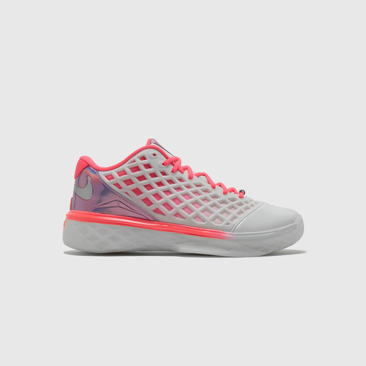 KOBE 3 PROTRO "SAIL HOT PUNCH"