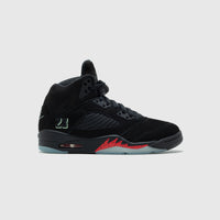 AIR JORDAN 5 RETRO "HALLOWEEN"