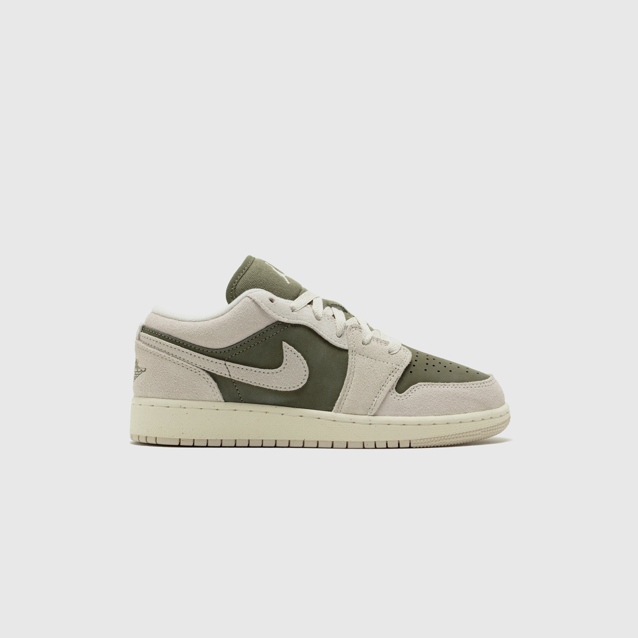 AIR JORDAN 1 LOW SE (GS) "MEDIUM OLIVE"