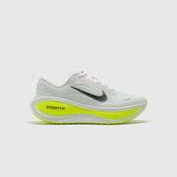 VOMERO PLUS "WHITE/VOLT"