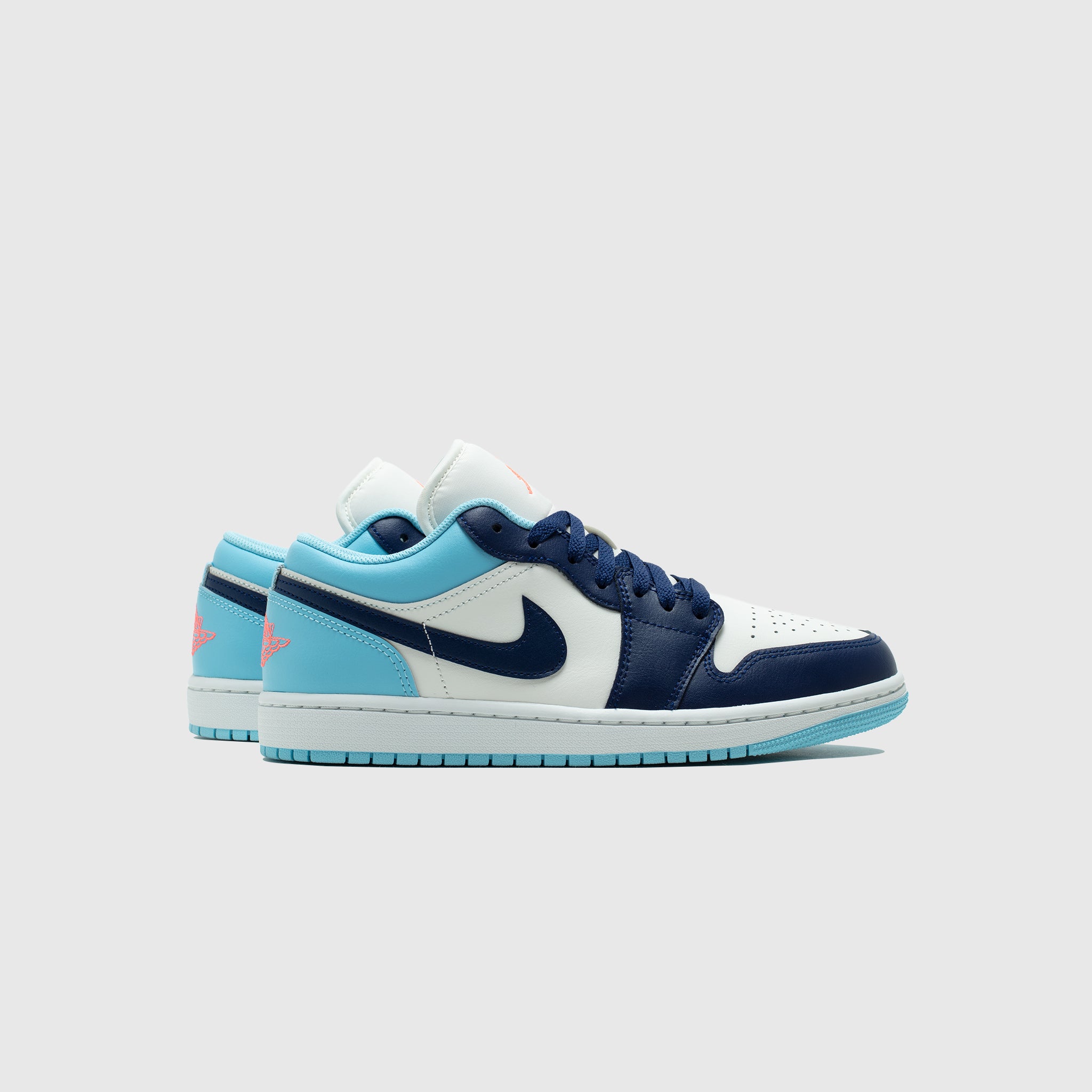 AIR JORDAN 1 LOW "BLUE CHILL"