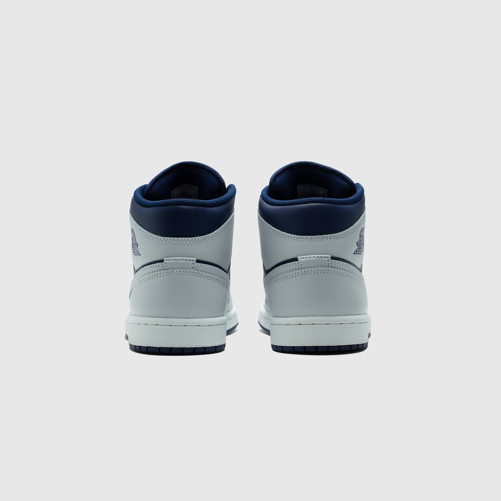 AIR JORDAN 1 MID "BLUE VOID"