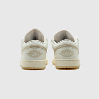 WMNS AIR JORDAN 1 LOW SE "METALLIC TEAM GOLD"