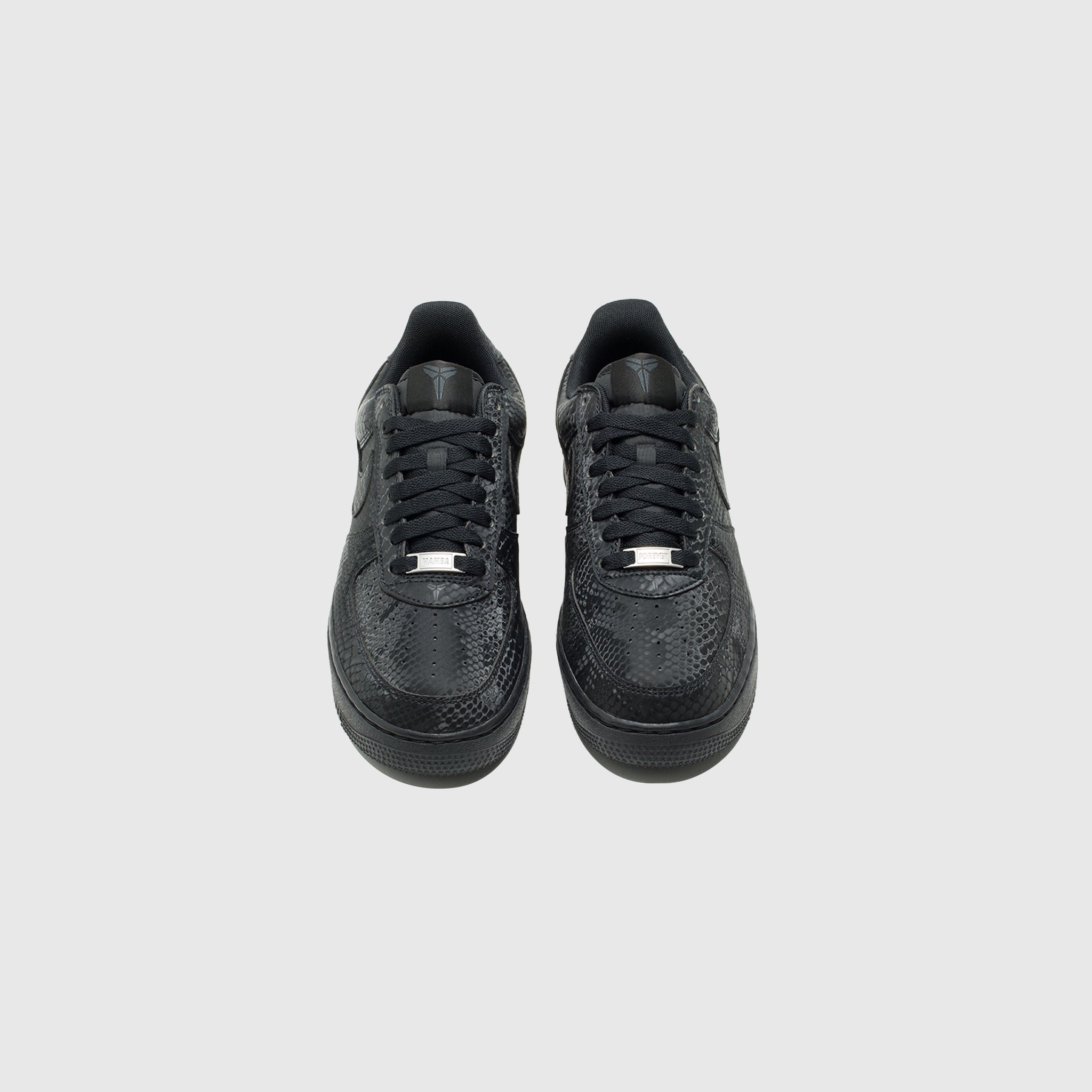 KOBE AIR FORCE 1 LOW "BLACK"