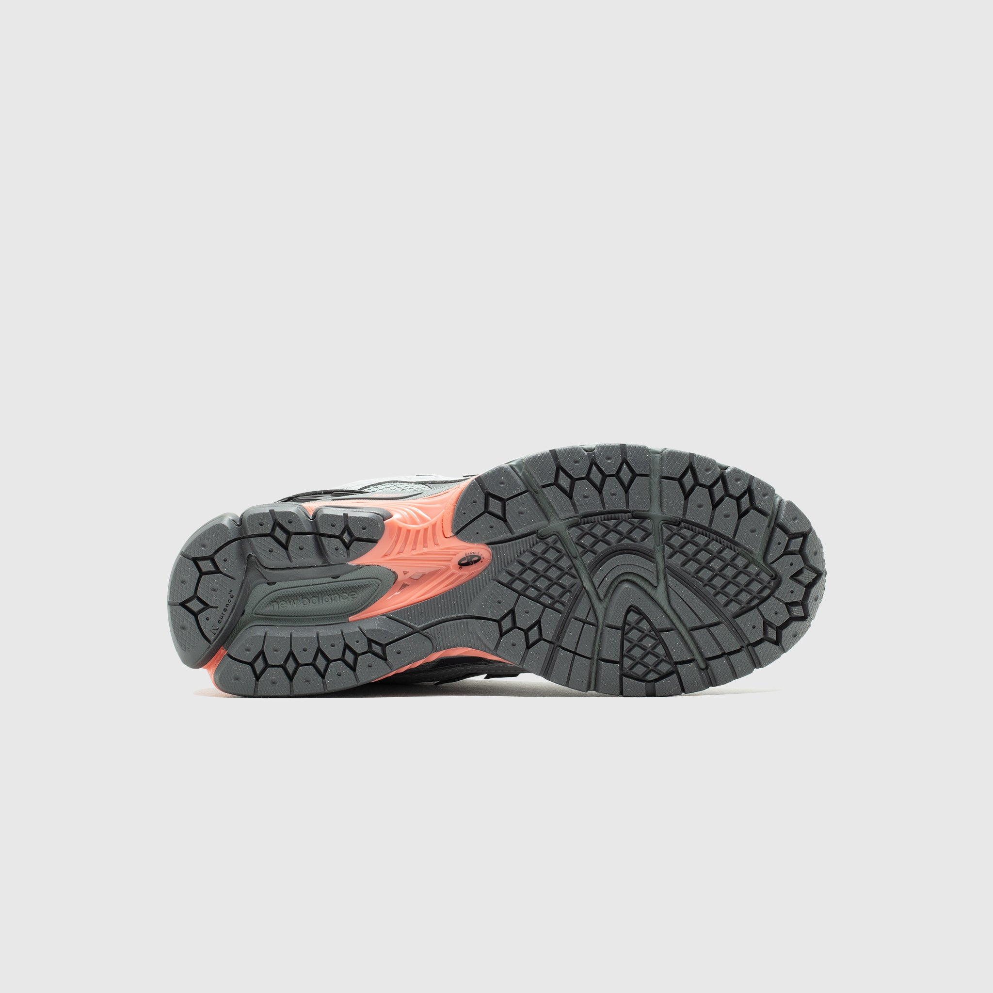 U1906NF "GREY MATTER"