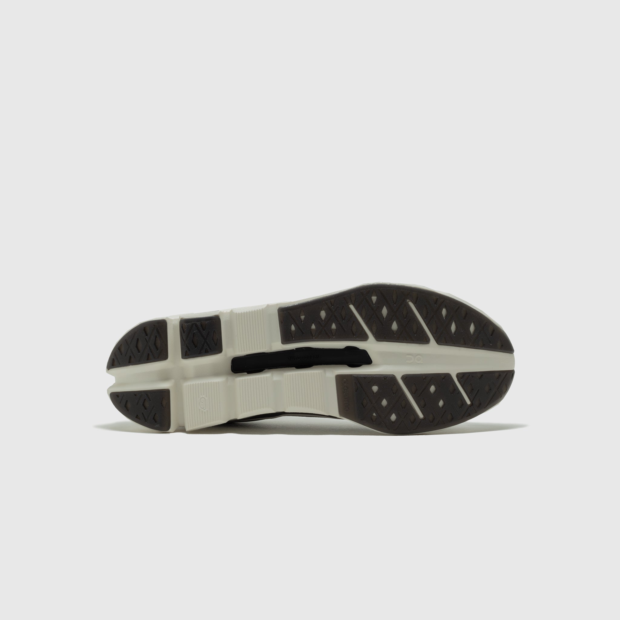 CLOUDFLOW 5 AD "IVORY/BLACK"