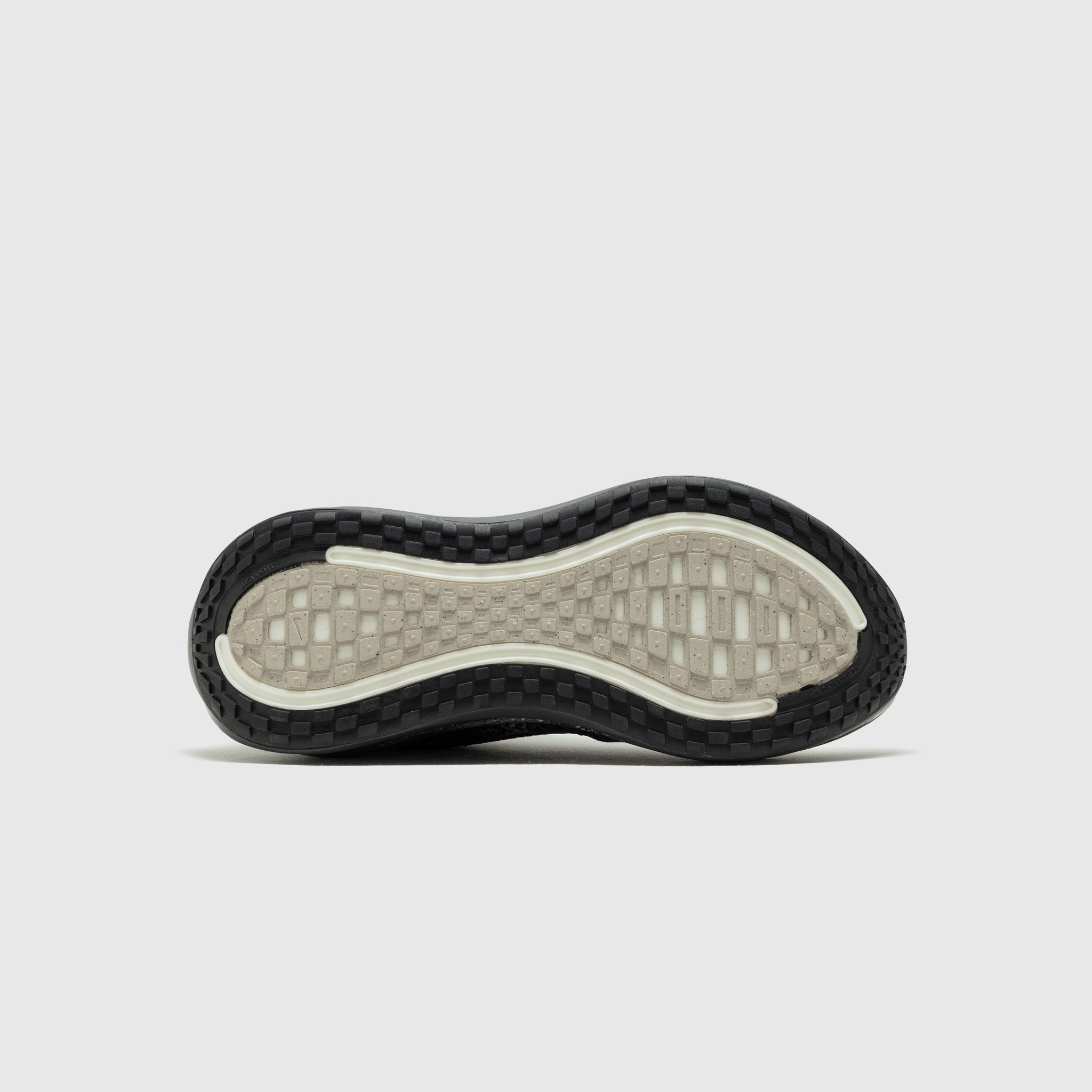 VOMERO PLUS "ANTHRACITE/OATMEAL"