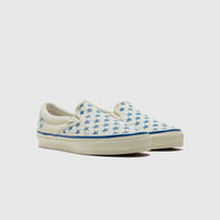 LX CLASSIC SLIP-ON 98 "STARS TRUE BLUE/MARSHMALLOW"