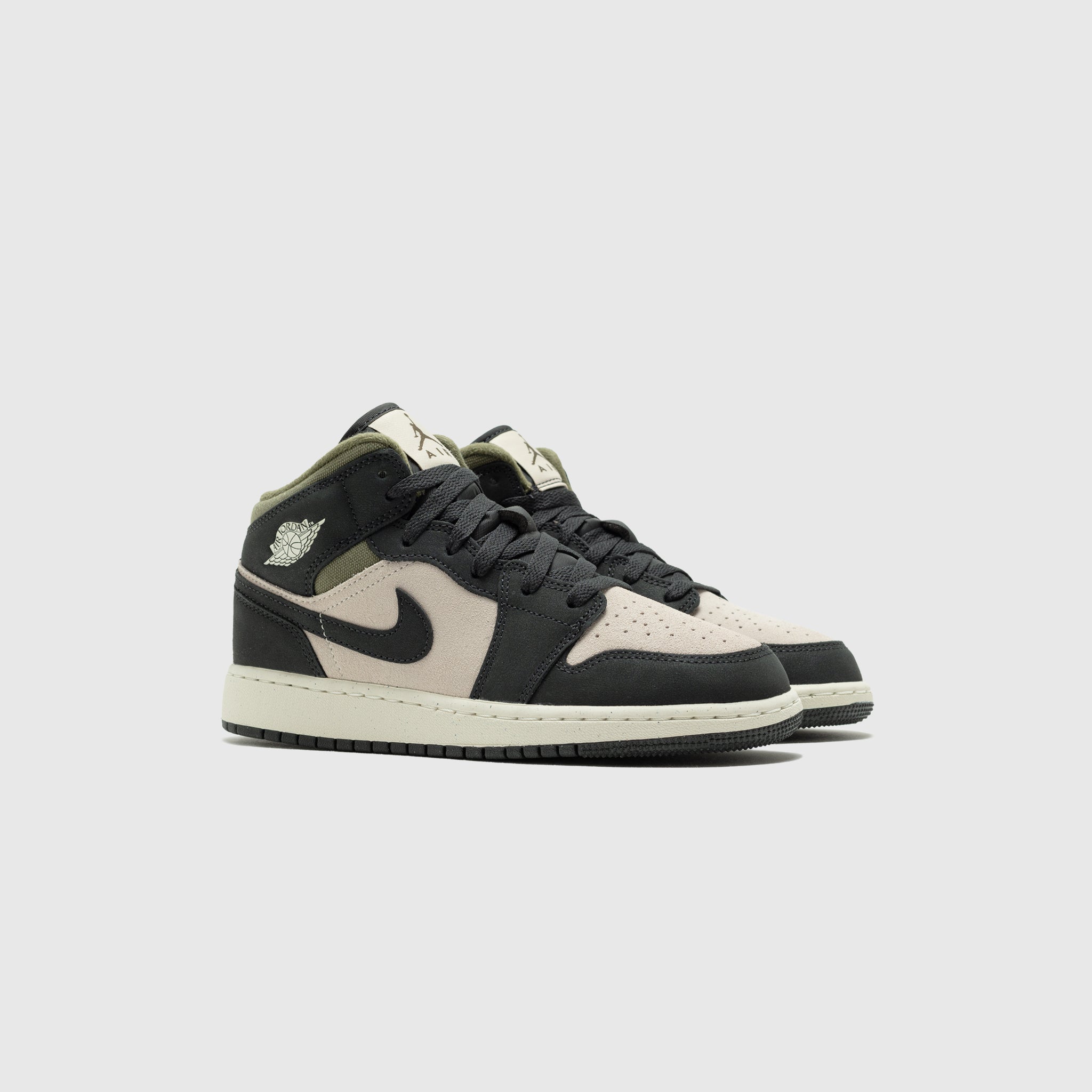 AIR JORDAN 1 MID (GS) "MEDIUM OLIVE"
