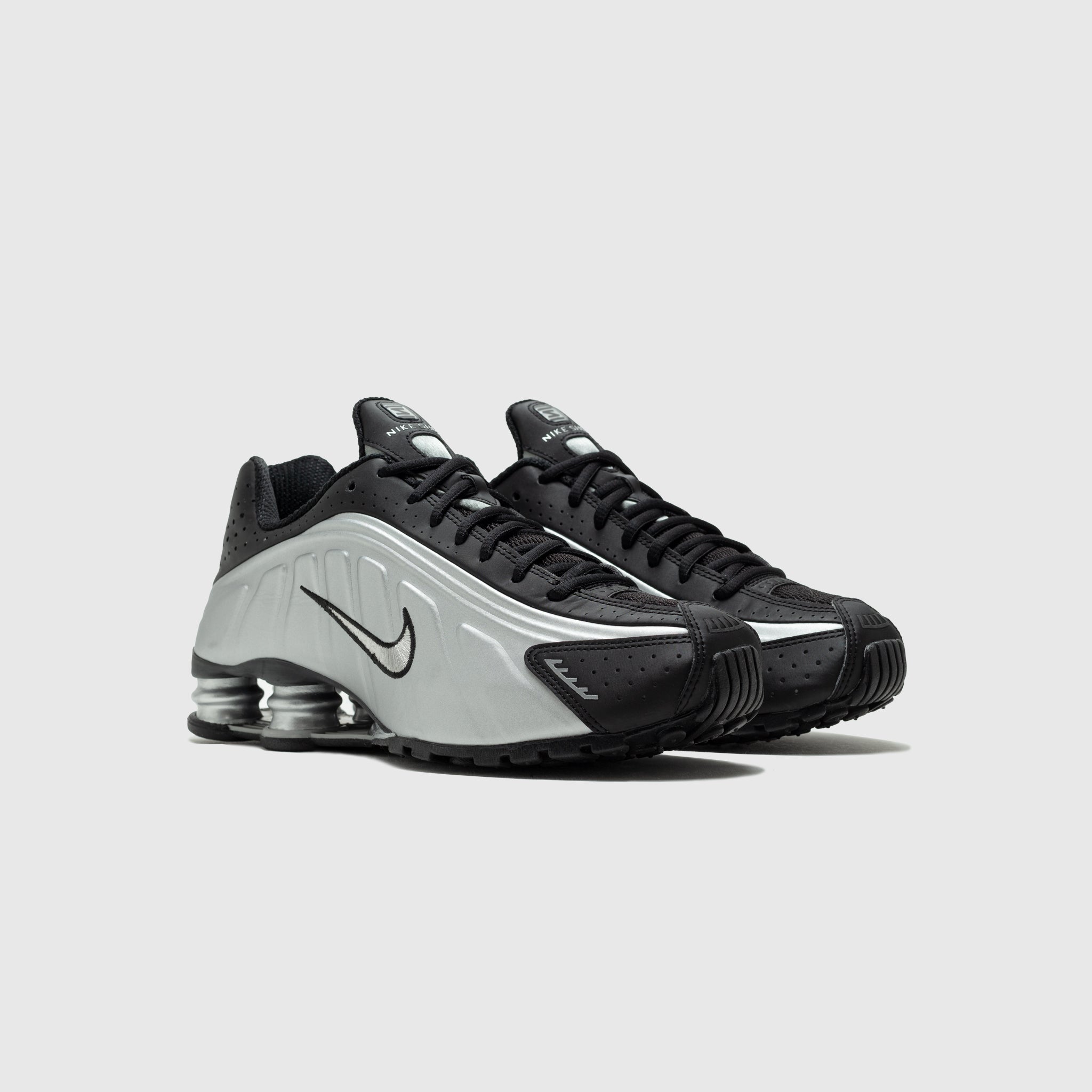 SHOX R4 "METALLIC SILVER/BLACK"