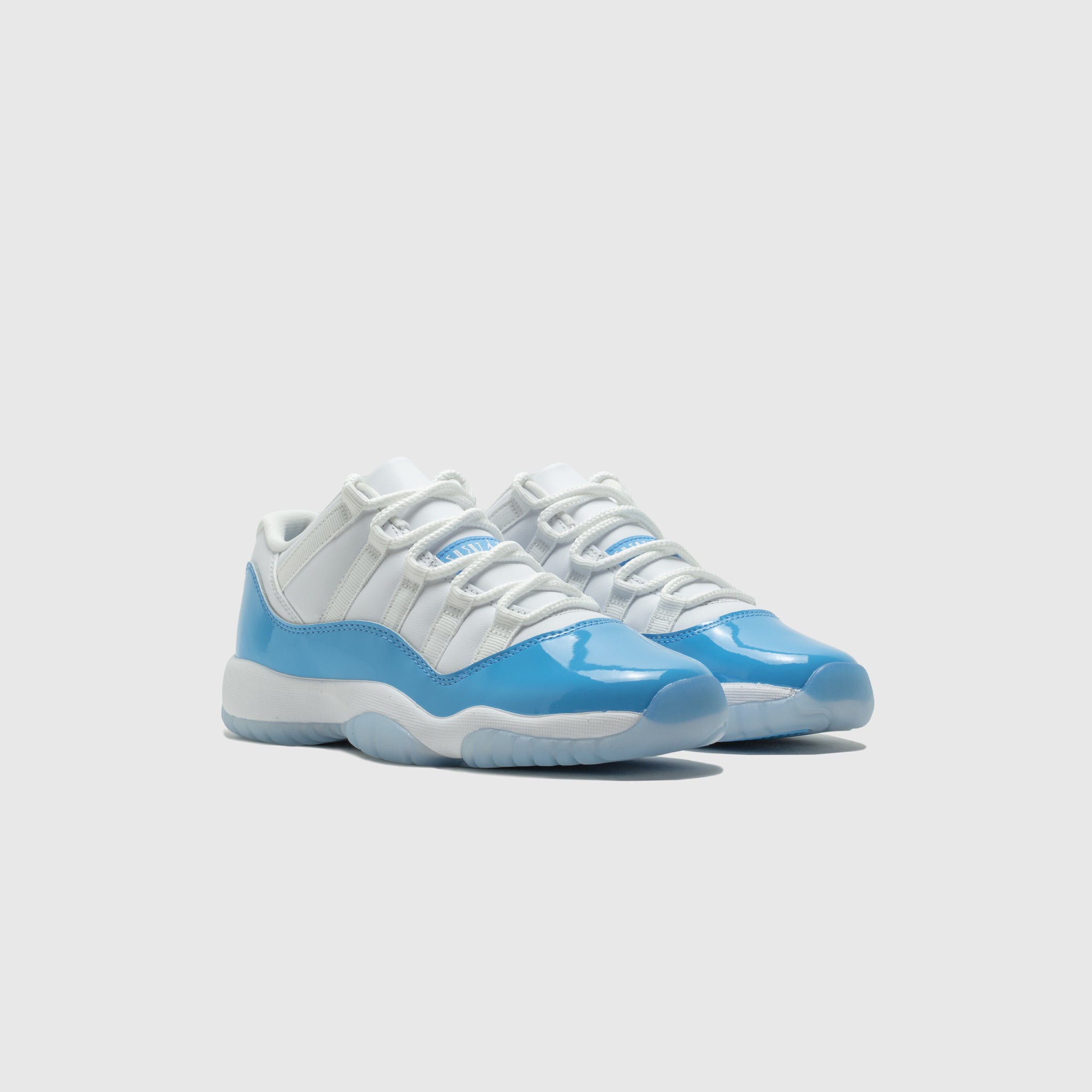 AIR JORDAN 11 RETRO LOW (GS) "UNIVERSITY BLUE"