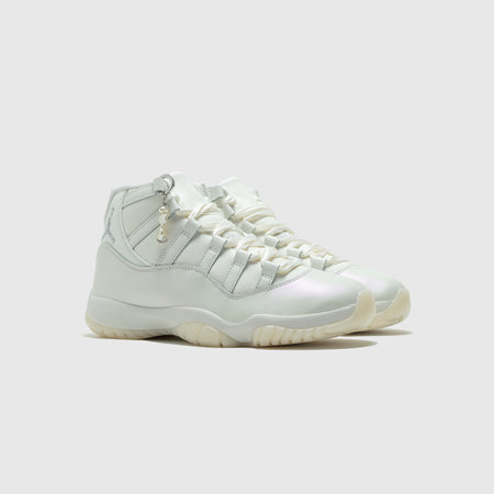 WMNS AIR JORDAN 11 RETRO "PEARL"