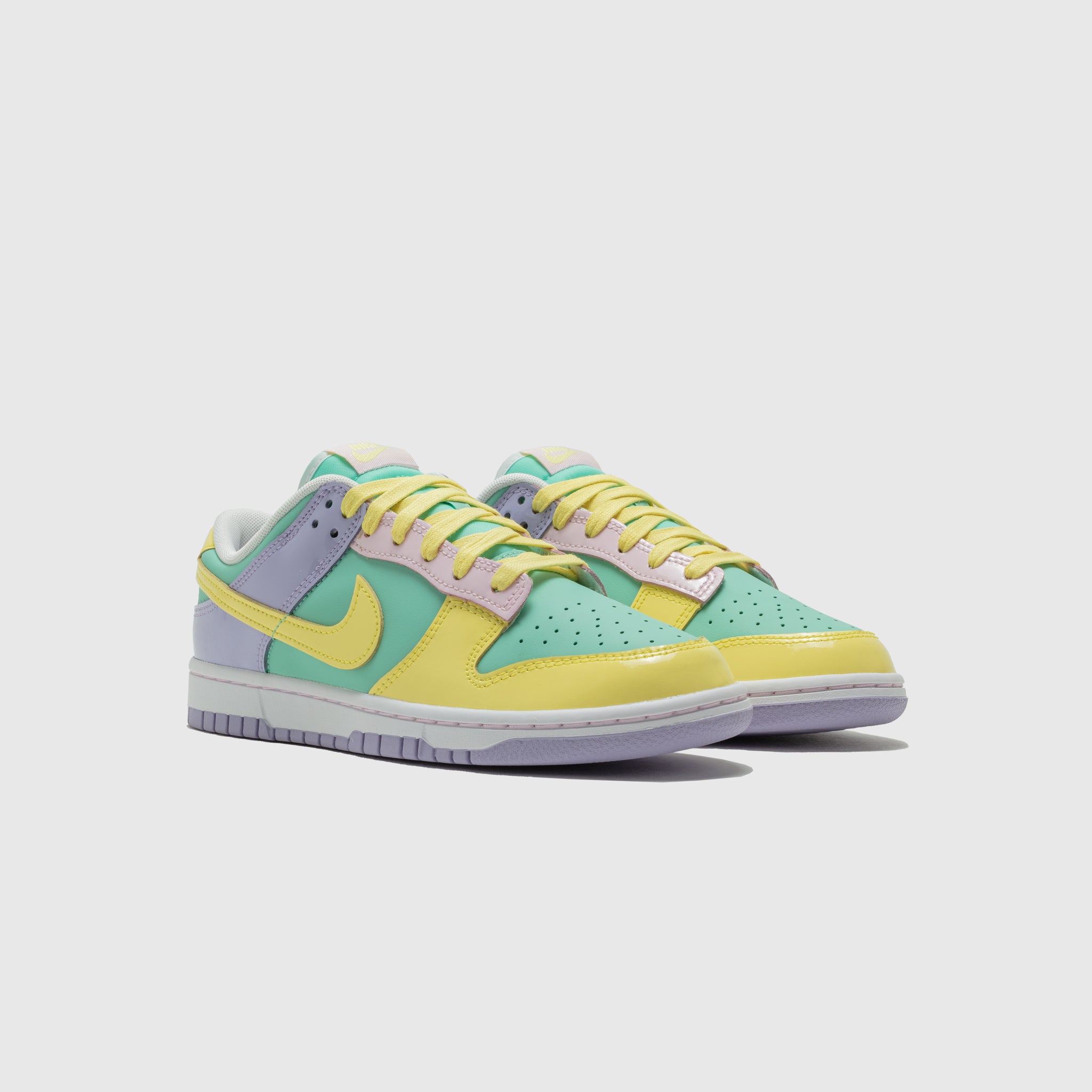 DUNK LOW RETRO "EASTER"