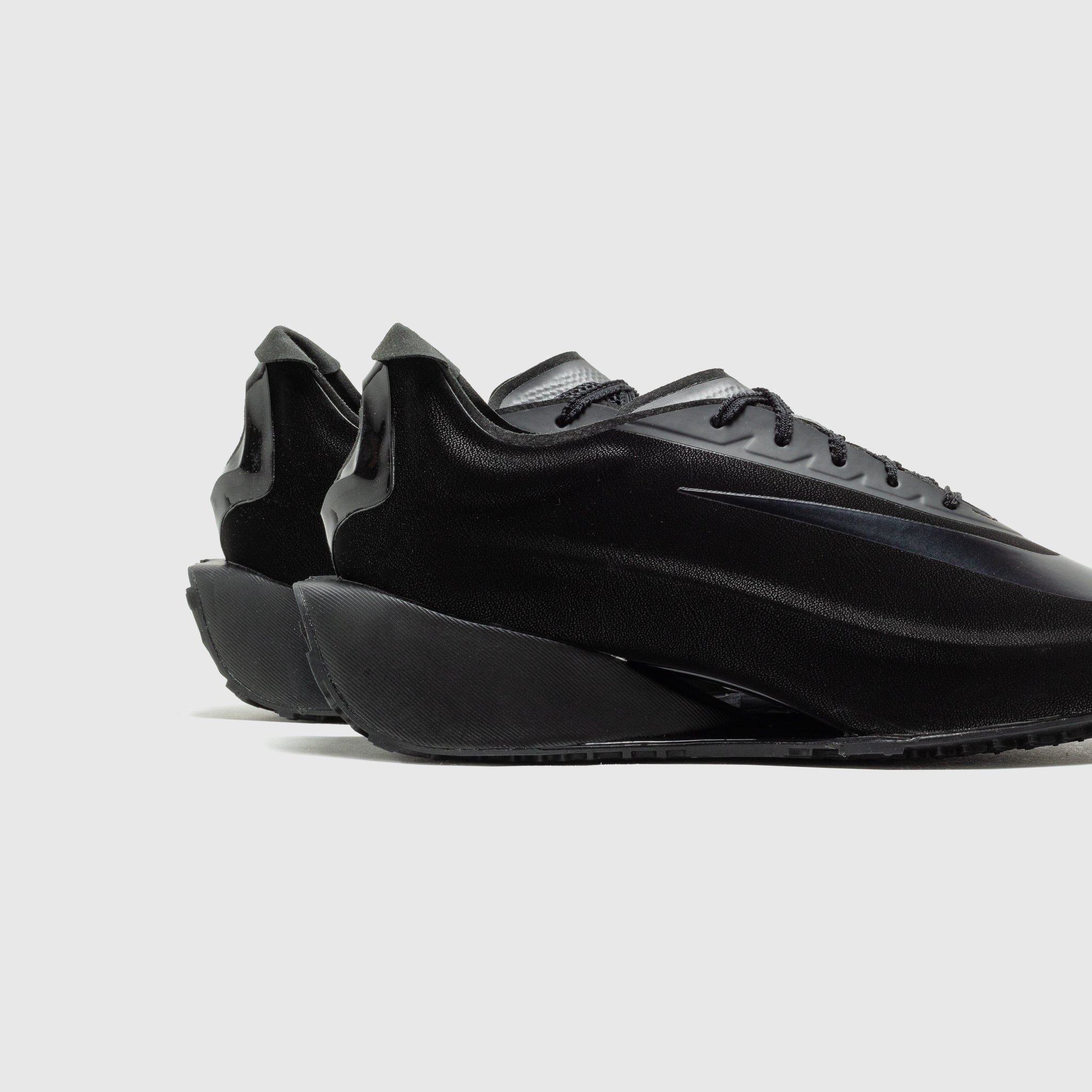 WMNS FIRST SIGHT NOIR "BLACK"