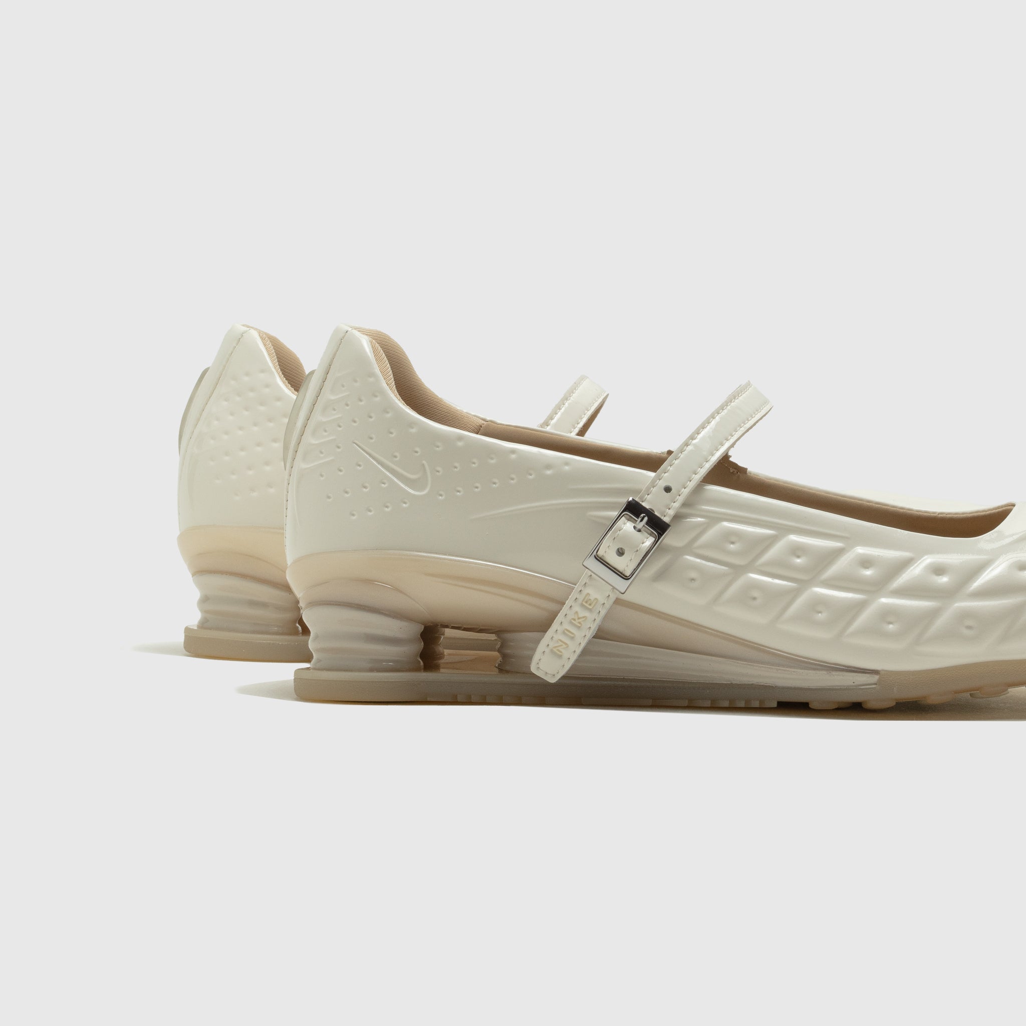 WMNS SHOX Z CALISTRA "PALE IVORY"