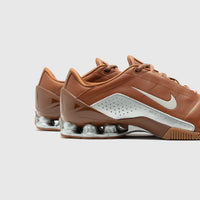 WMNS TOTAL 90 SHOX MAGIA "PECAN"