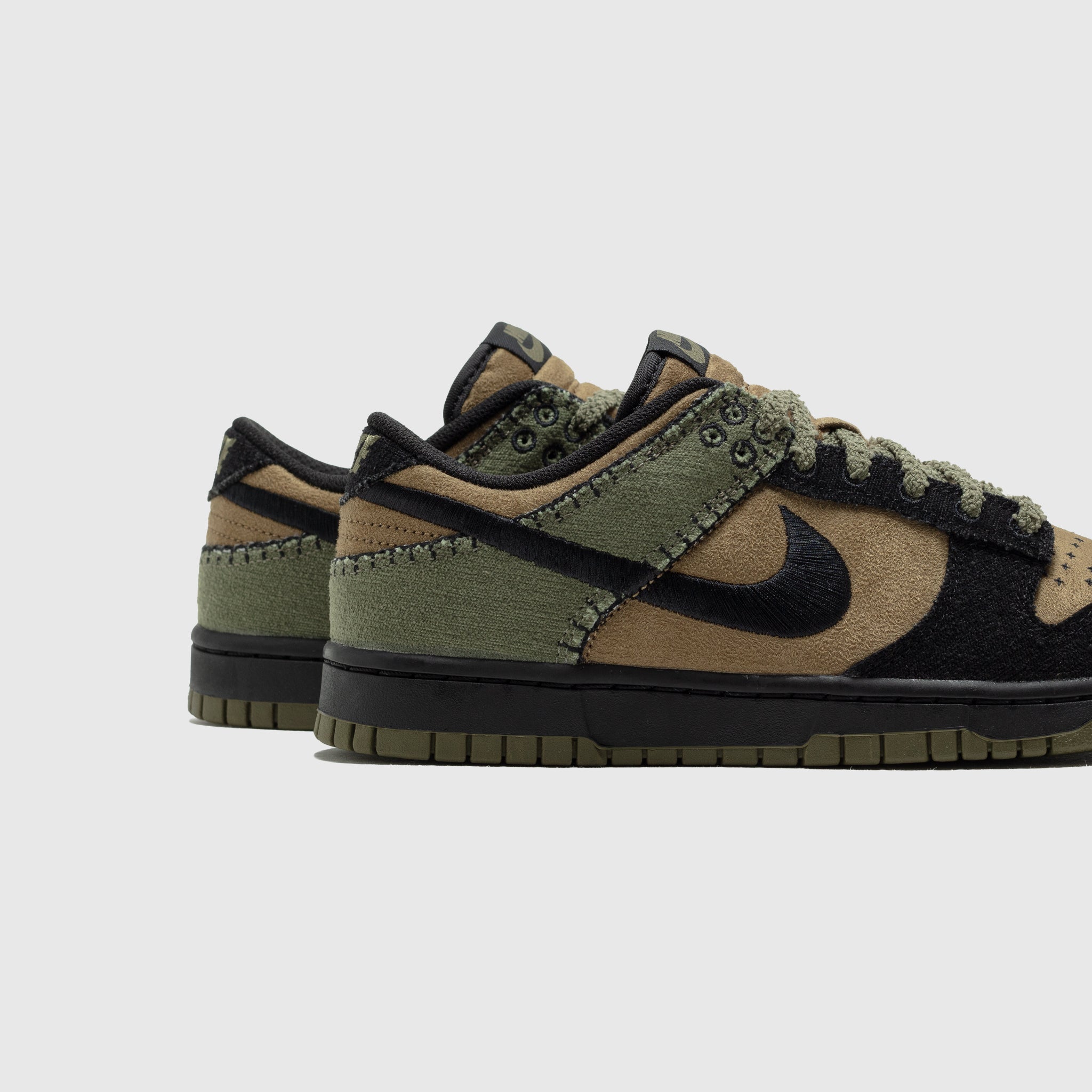 DUNK LOW RETRO SE "BROWN KELP"