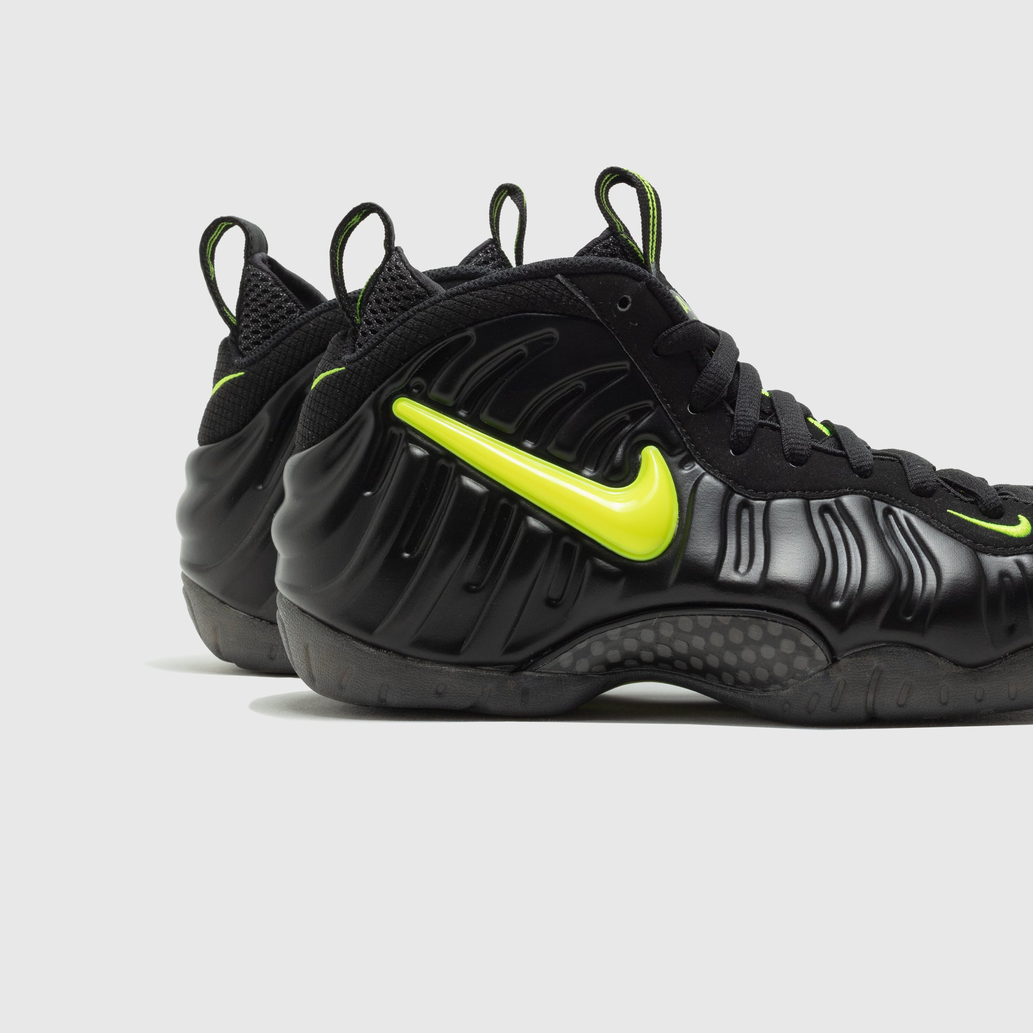 AIR FOAMPOSITE PRO "VOLTAGE"
