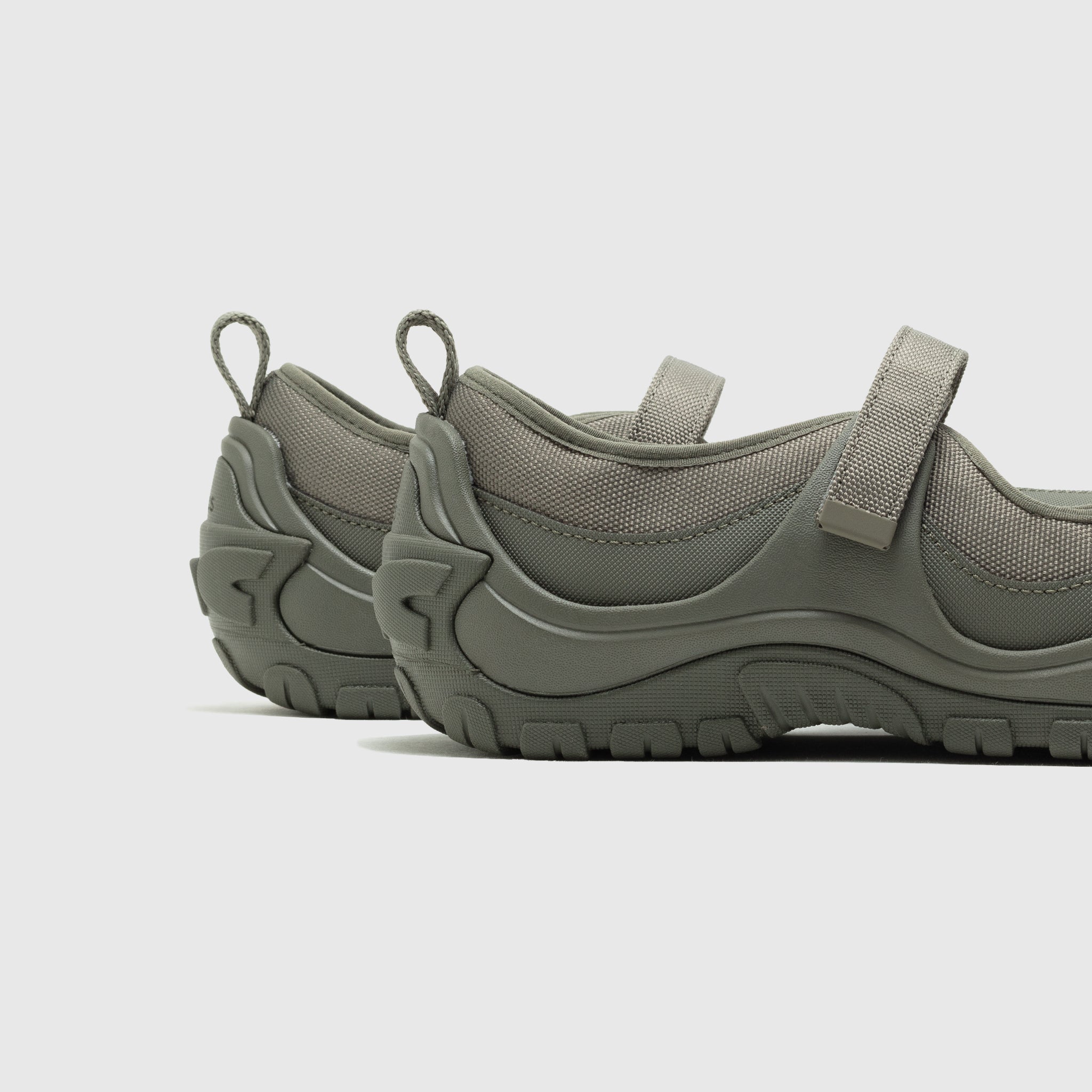 WMNS TERRE TECH "DUSTY OLIVE"
