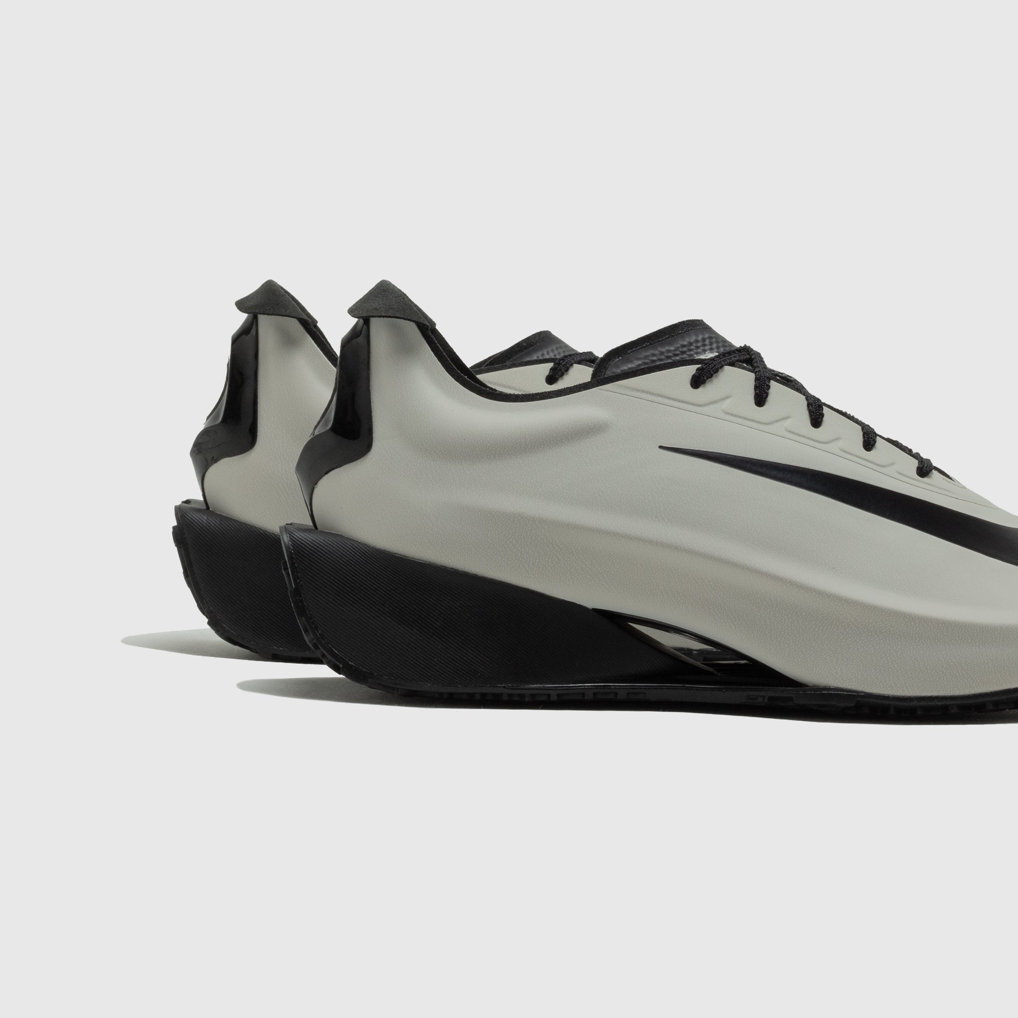 WMNS FIRST SIGHT NOIR "LIGHT BONE"