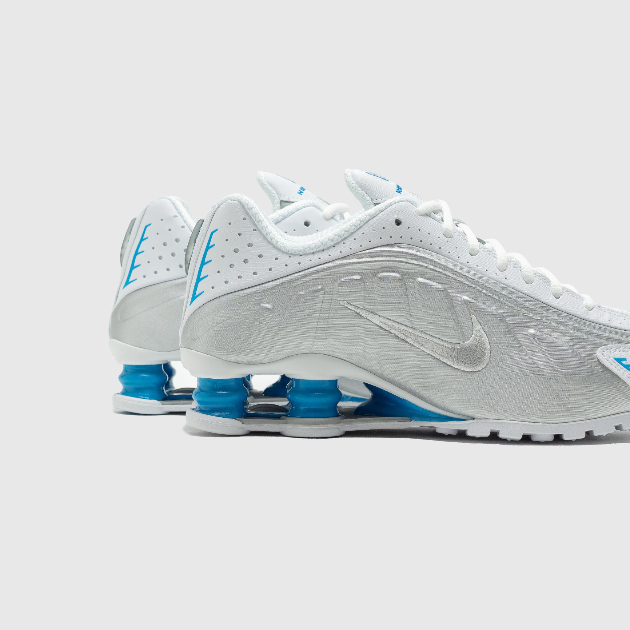 WMNS SHOX R4 "BLUE HERO"