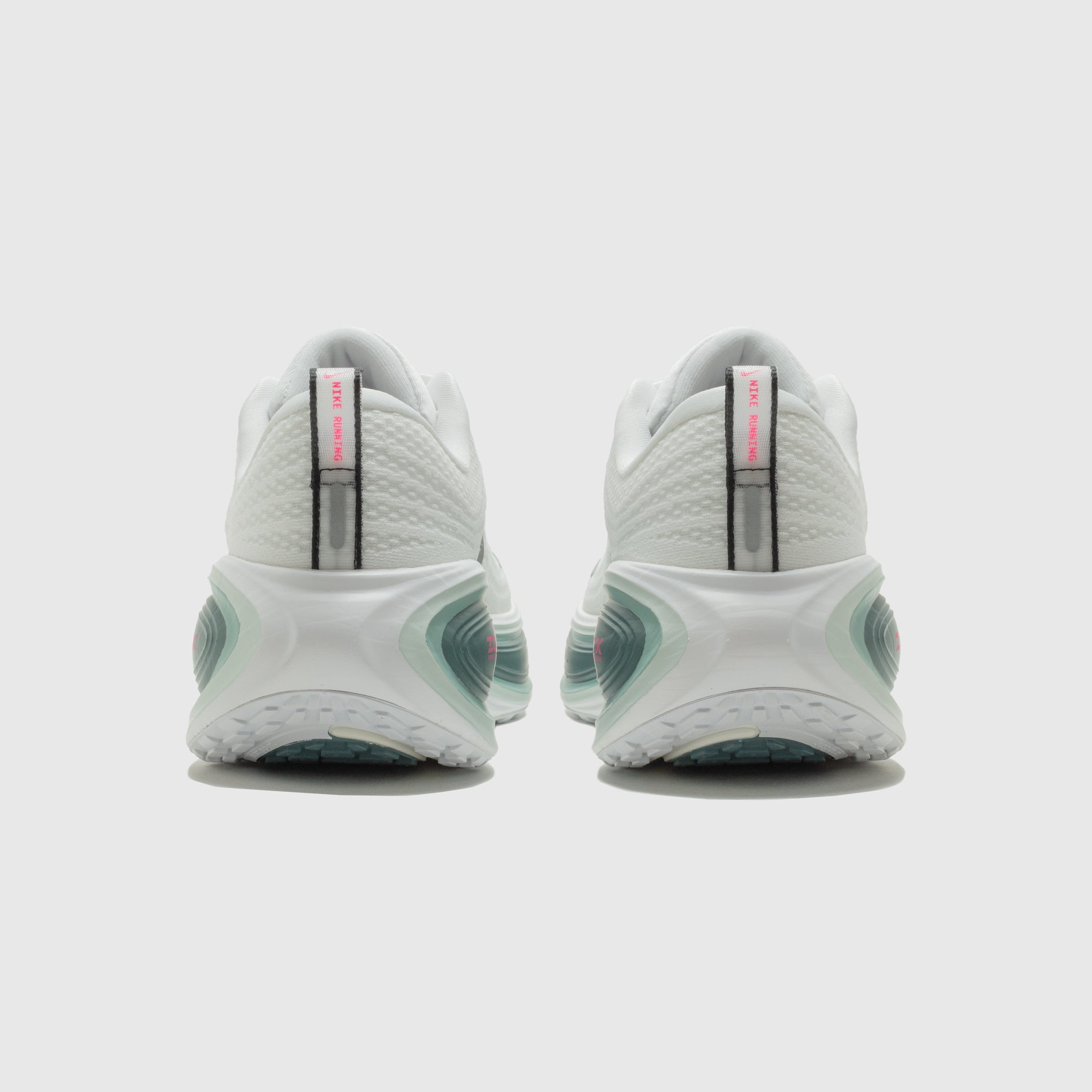 VOMERO PLUS "WHITE/MINERAL SLATE"
