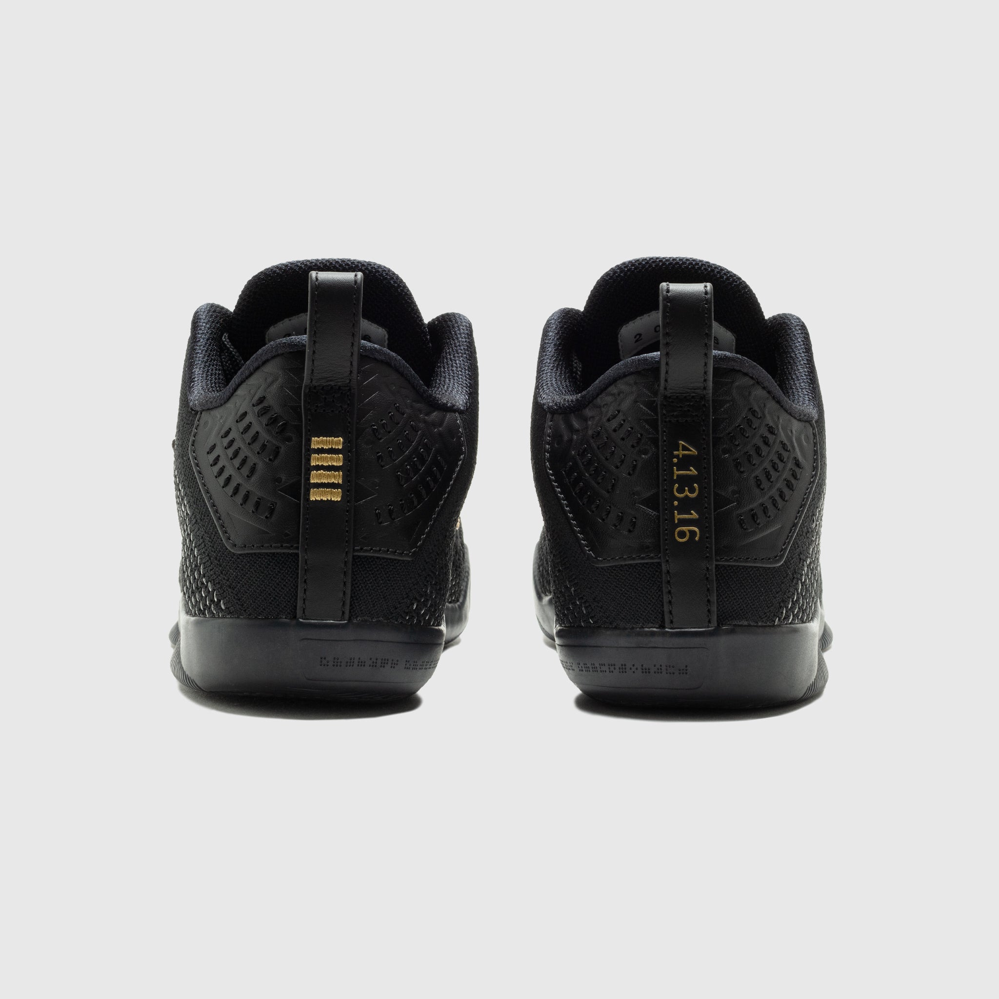 KOBE XI ELITE LOW PROTRO "FADE TO BLACK"