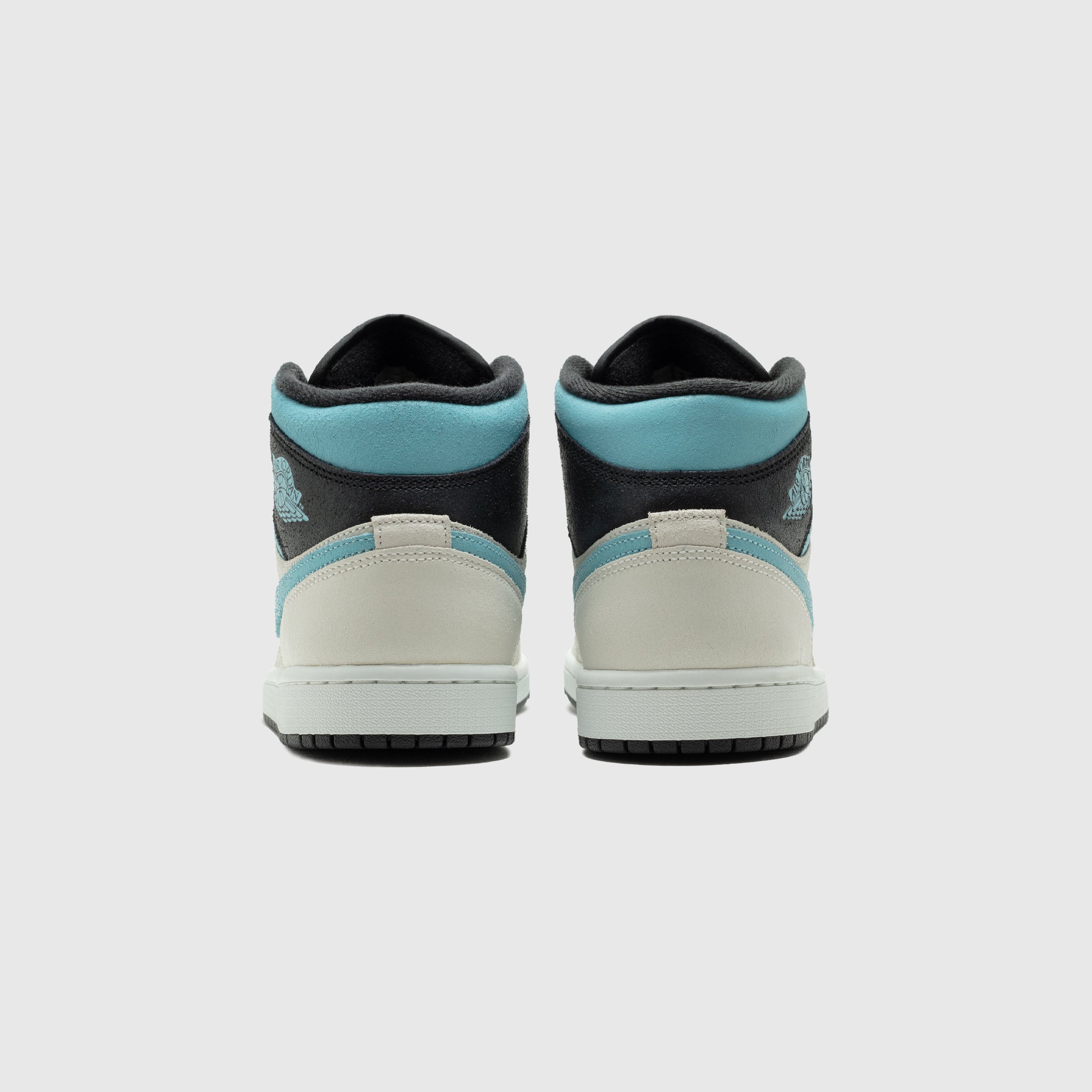 AIR JORDAN 1 MID SE "BLUE CHILL"