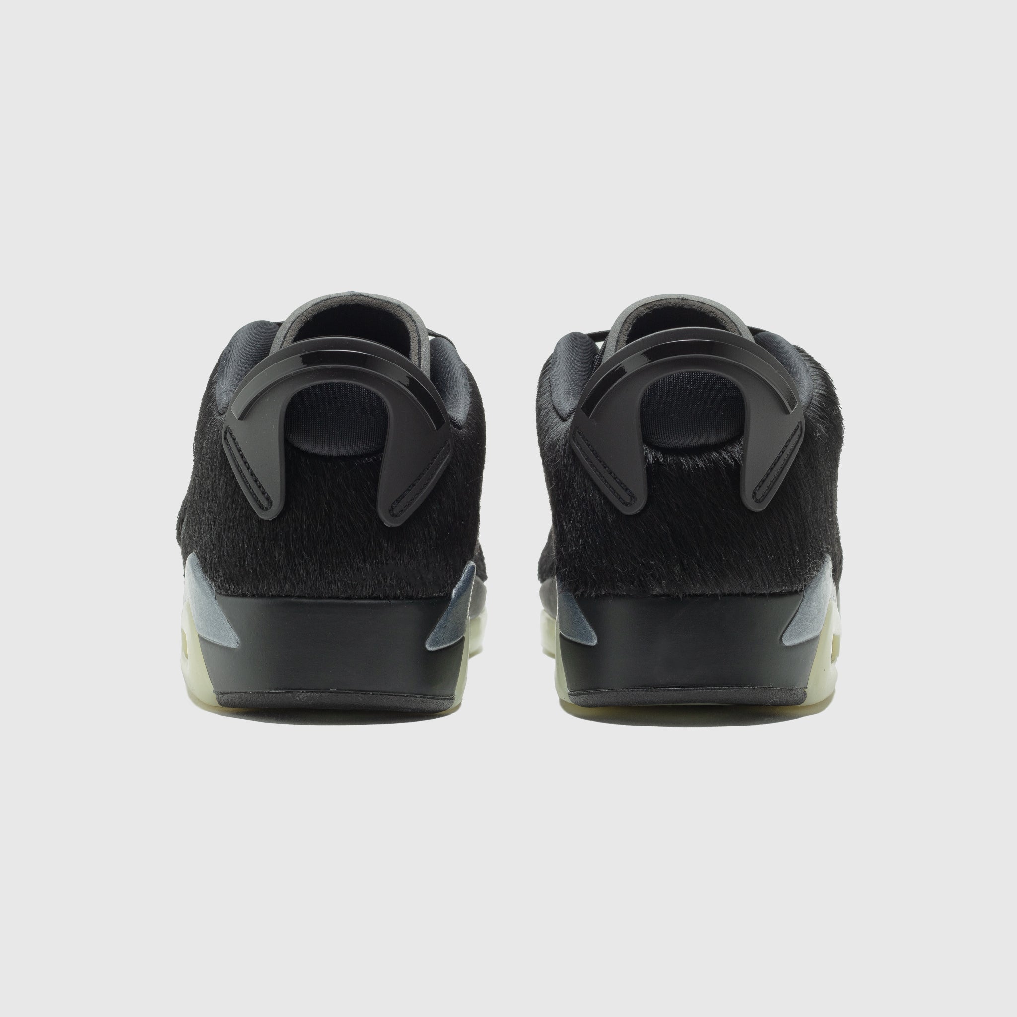 WMNS AIR JORDAN 6 RETRO LOW "BLACKOUT"