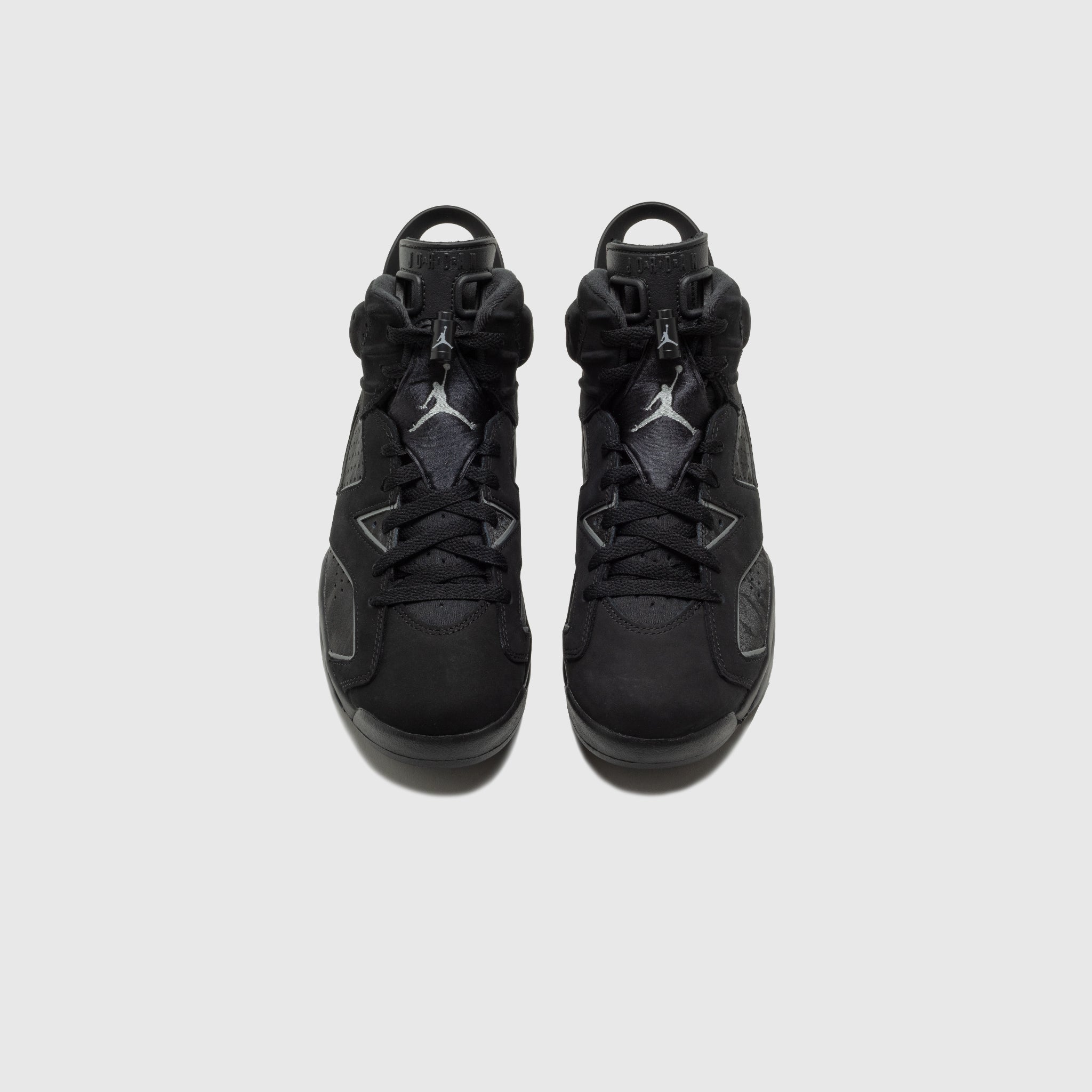 AIR JORDAN 6 RETRO "CAP & GOWN"