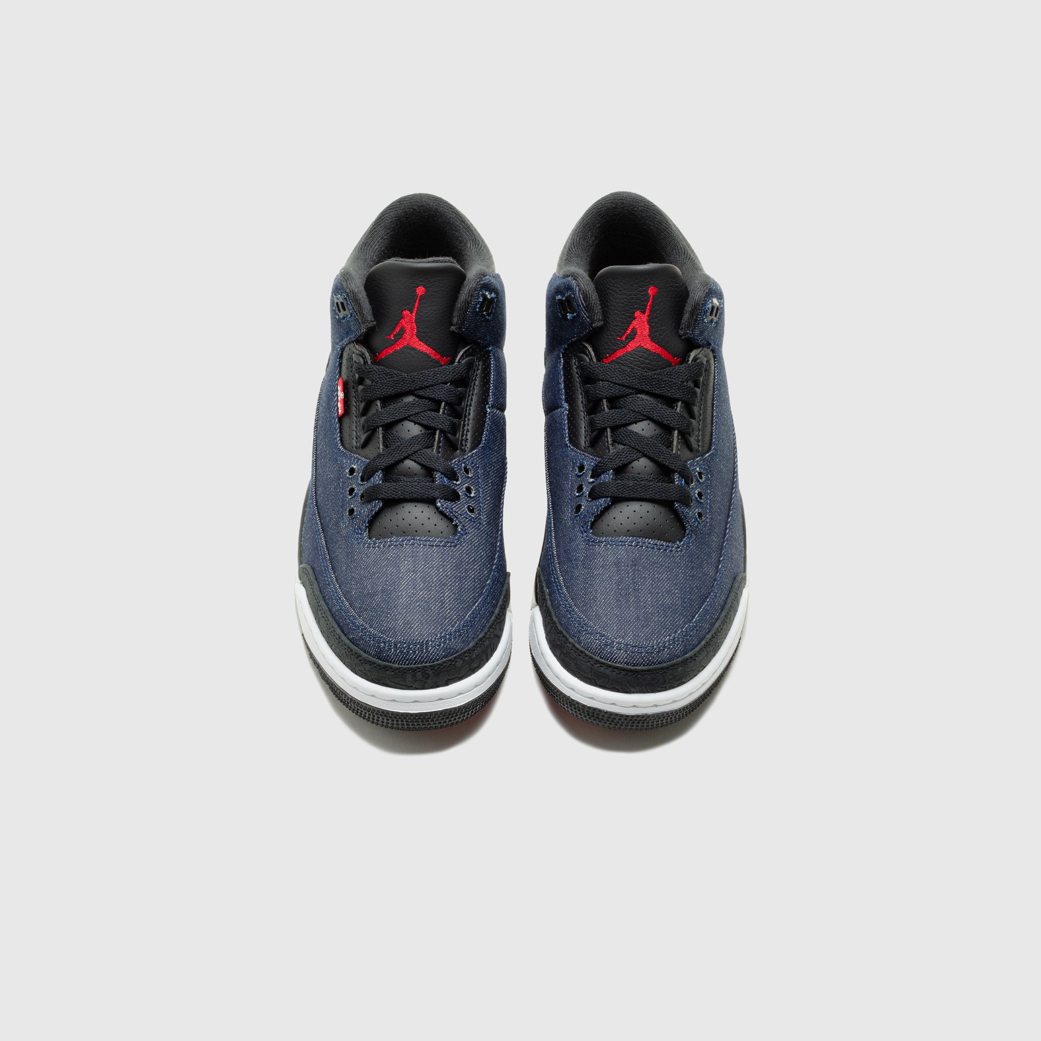 AIR JORDAN 3 X LEVI'S "INDIGO & GYM RED"
