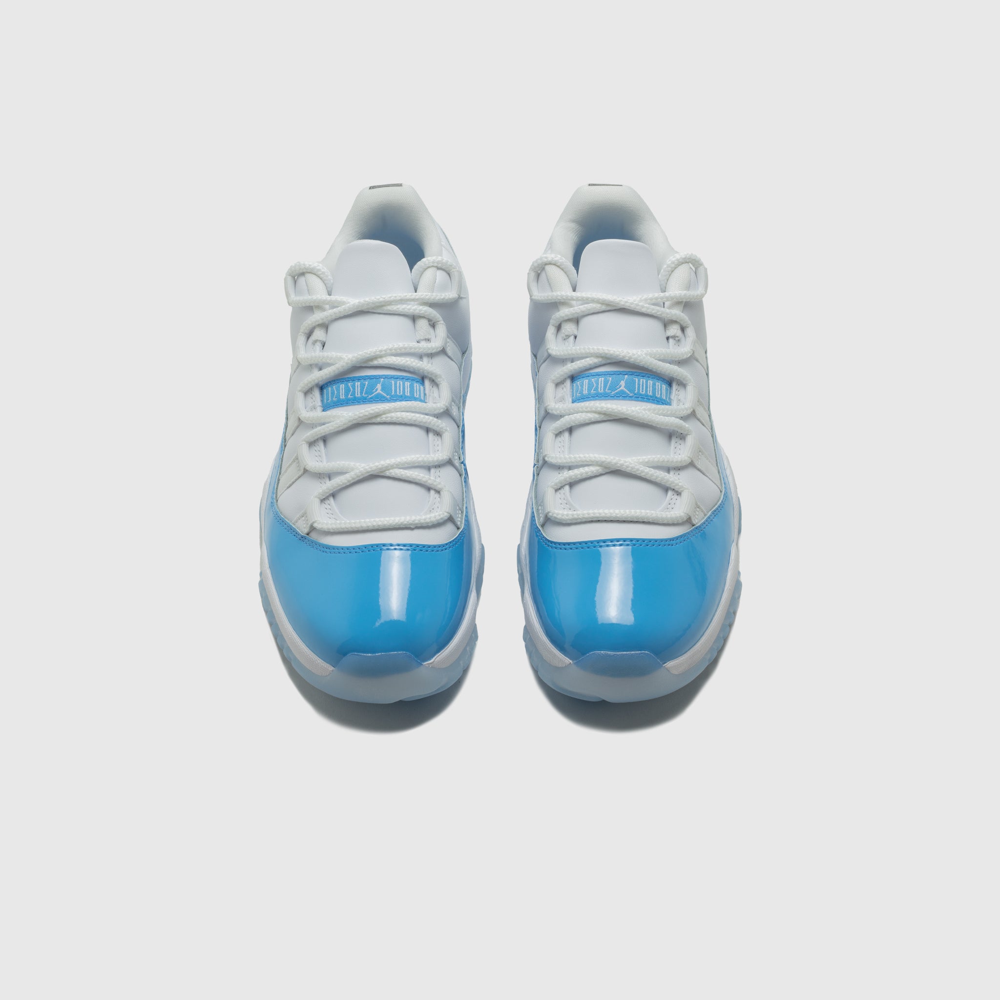 AIR JORDAN 11 RETRO LOW "UNIVERSITY BLUE"