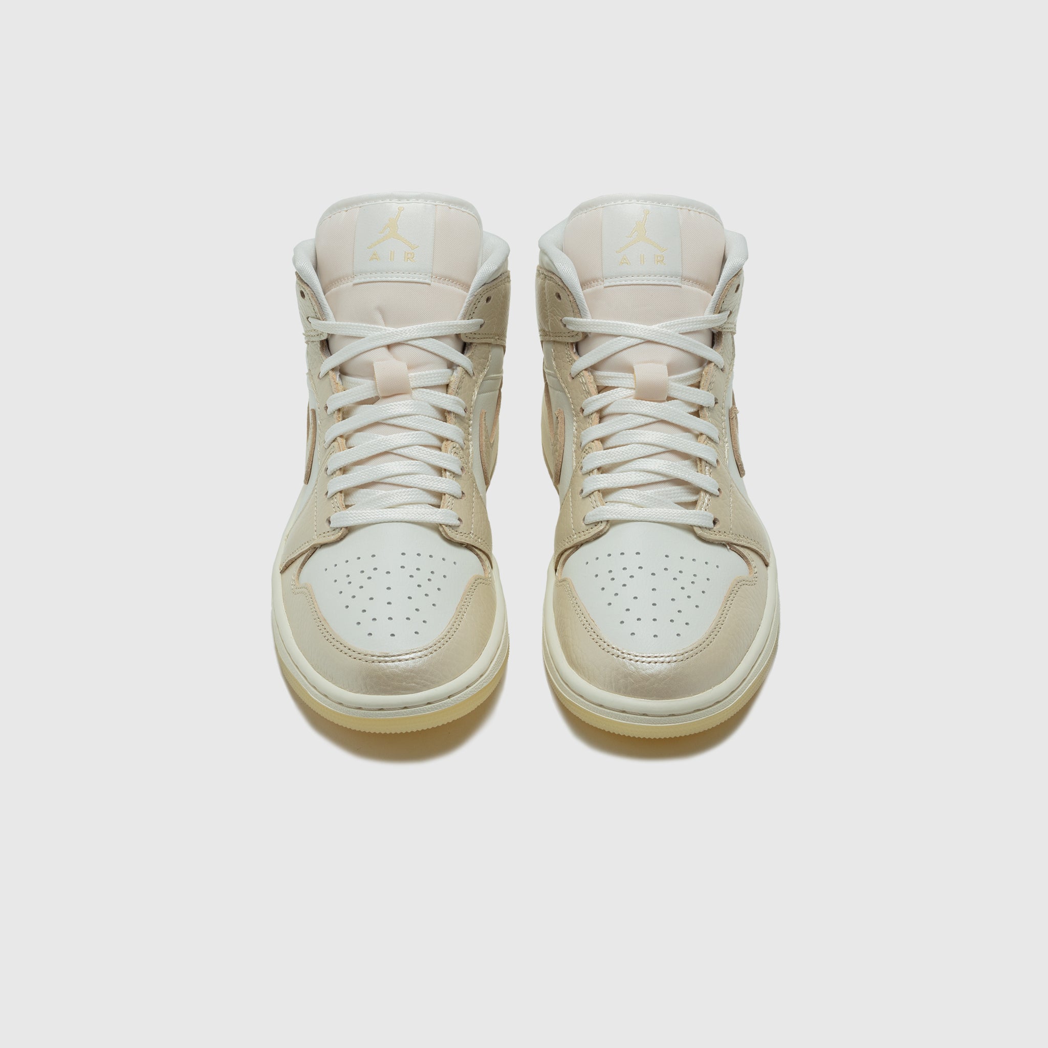 WMNS AIR JORDAN 1 MID SE "METALLIC TEAM GOLD"